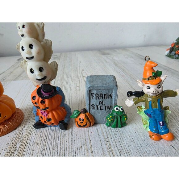 Vintage Halloween village ghost scarecrow tombstone pumpkin accessories set - Picture 2 of 5
